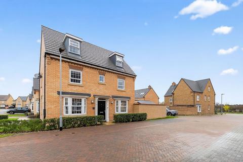 4 bedroom semi-detached house for sale, Blackbird Close, Wixams - CHAIN FREE