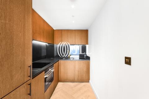 1 bedroom flat to rent, Landmark Pinancle, Marsh Wall E14