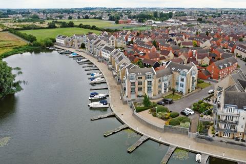 2 bedroom flat for sale, Flawn Way, St. Neots PE19