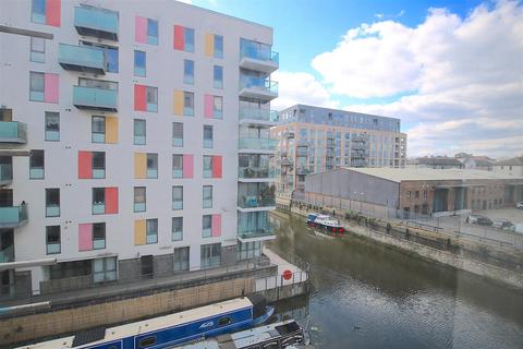 1 bedroom flat to rent, Abbott's Wharf, London E14