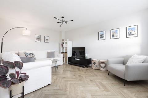 4 bedroom detached house for sale, Brassey Way, Henlow SG16