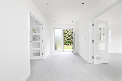 3 bedroom semi-detached house for sale, FETCHAM KT22