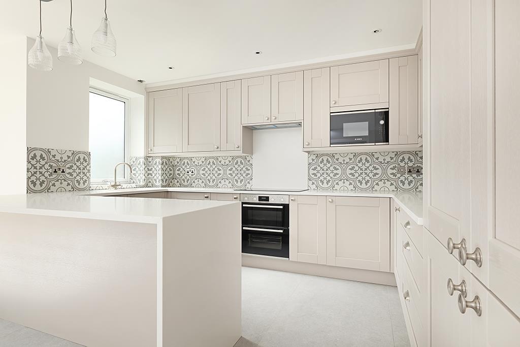 No.1-Kennel Close-Sept25-8349.jpg