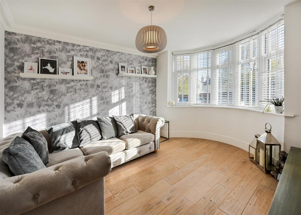 16 Knights Avenue-22.jpg