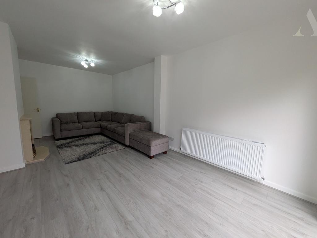 Pxl 20251112 141936356