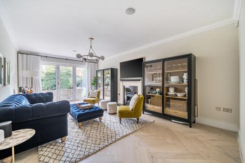 5 bedroom detached house for sale, Dartnell Avenue, West Byfleet, KT14