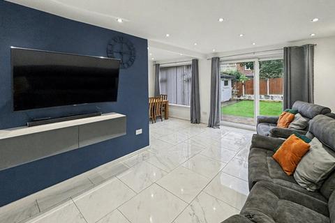 4 bedroom semi-detached house for sale, Woodhall Avenue, Whitefield, M45