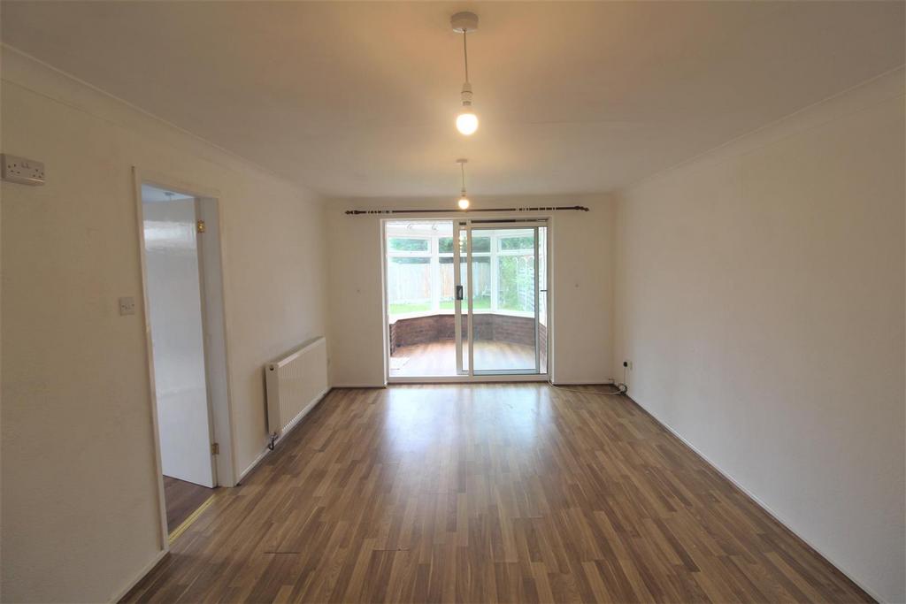 Living Room.JPG