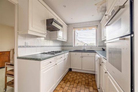 undefined, Newberry Crescent, Windsor
