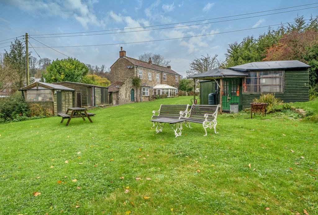 1381096-4-69147b1...