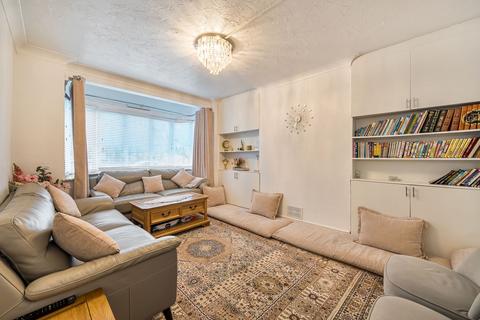 3 bedroom flat for sale, Alexandra Avenue, Harrow, HA2