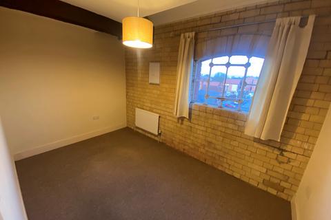 2 bedroom flat to rent, The Brewhouse, Castle Brewery, Newark, NG24