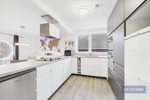3 bedroom apartment for sale, Asturias Way, Ocean Village