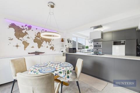 3 bedroom apartment for sale, Asturias Way, Ocean Village