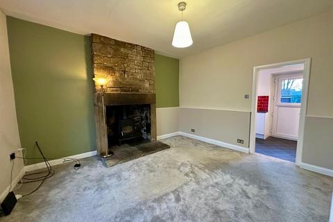 2 bedroom end of terrace house to rent, High Street, Sutton-in-craven