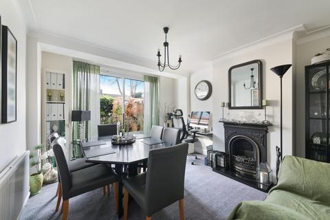 undefined, Commonfield road, Banstead
