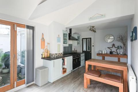 undefined, Commonfield road, Banstead