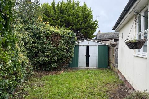 2 bedroom detached bungalow for sale, Framlingham, Suffolk