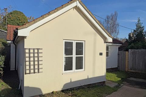 2 bedroom detached bungalow for sale, Framlingham, Suffolk