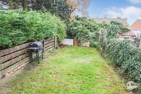 2 bedroom terraced house to rent, Stafford Street, Barwell, Leicester