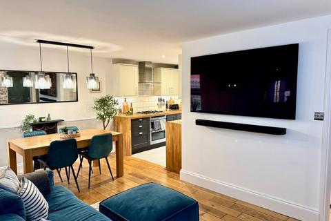 2 bedroom apartment to rent, Ashley Road, Boscombe