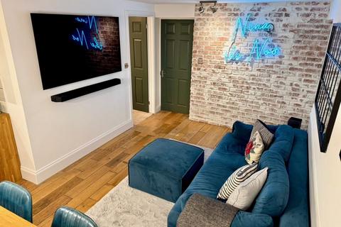 2 bedroom apartment to rent, Ashley Road, Boscombe