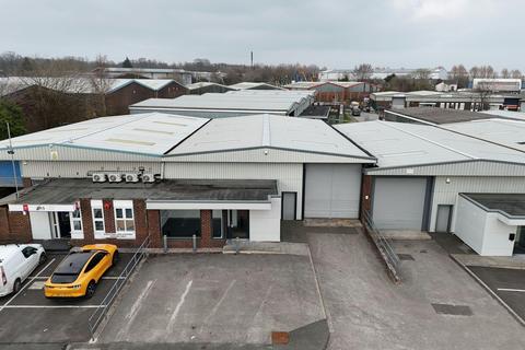 Warehouse to rent, Salisbury Rd Haydock WA11 9XG