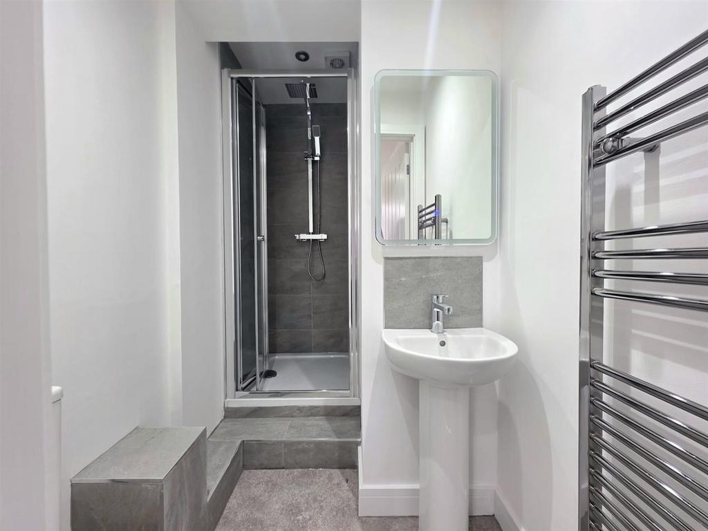 En suite 2.jpg