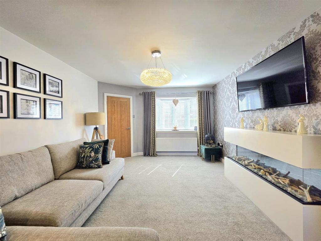 Lounge 3
