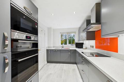 4 bedroom detached house for sale, Ashworth Road, Pontefract