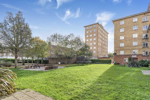 2 bedroom apartment for sale, Allen Edwards Drive, London, SW8