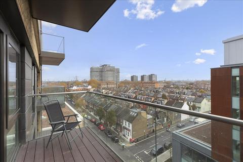 2 bedroom apartment for sale, Faulkner House, Fulham Reach, Hammersmith, London, W6