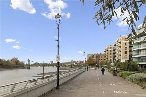 2 bedroom apartment for sale, Faulkner House, Fulham Reach, Hammersmith, London, W6