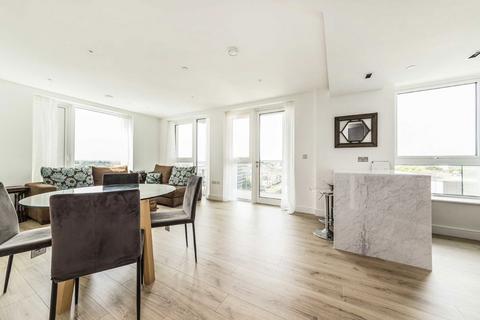 2 bedroom flat to rent, Beadon Road, London W6