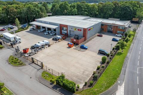 Industrial unit to rent, Penny Ln Haydock WA11 0QS