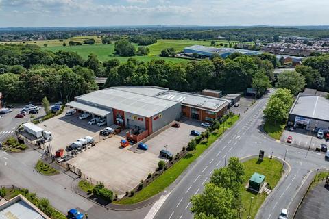 Industrial unit to rent, Penny Ln Haydock WA11 0QS