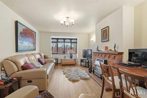 undefined, Westmead Avenue, Studley