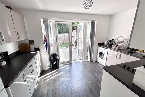 2 bedroom terraced house for sale, Wintergreen Gardens, Newport