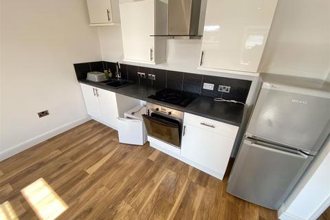 1 bedroom apartment for sale, Victoria Avenue, Shanklin