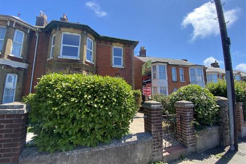 1 bedroom semi-detached house to rent, Carisbrooke Road, Newport