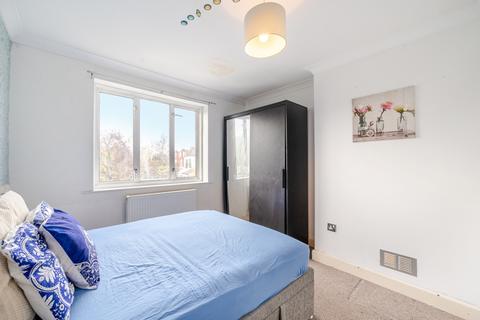 2 bedroom apartment for sale, Beresford Road, Harrow, Middlesex