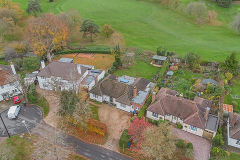 undefined, Mannicotts, Welwyn Garden City, Hertfordshire, AL8