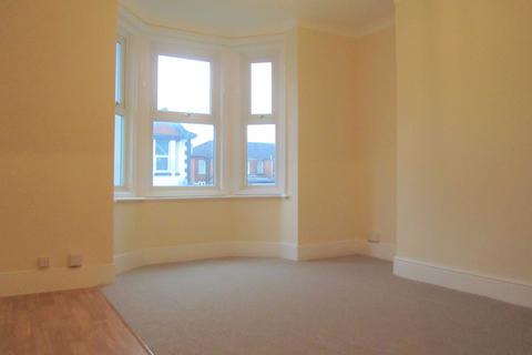 1 bedroom flat to rent, Romsey Road, Southampton SO16