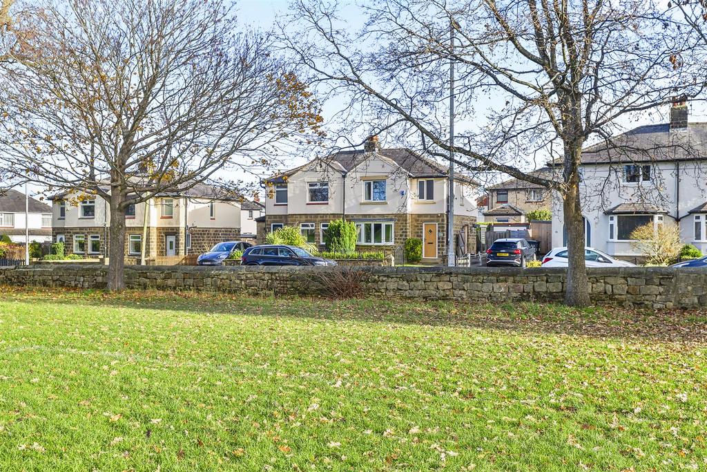Proximity To Menston Park
