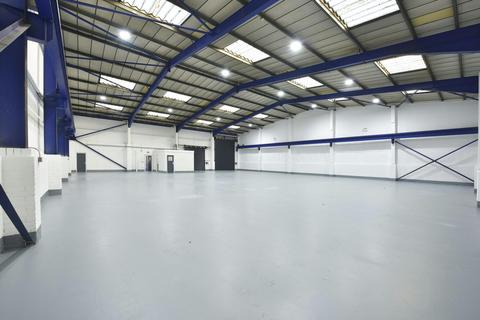 Warehouse to rent, Ennis Clos Manchester M23 9LE