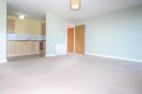 2 bedroom flat to rent, Commonwealth Drive, Crawley RH10
