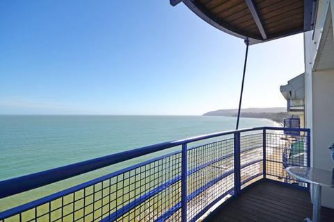 2 bedroom flat to rent, Napoleons Landing, Esplanade, Sandown