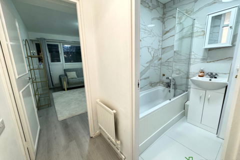 1 bedroom flat to rent, Dalmeny Avenue, London N7