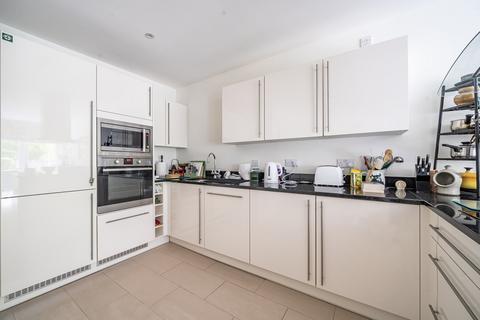 2 bedroom apartment for sale, Wispers Lane, Haslemere, Surrey, GU27
