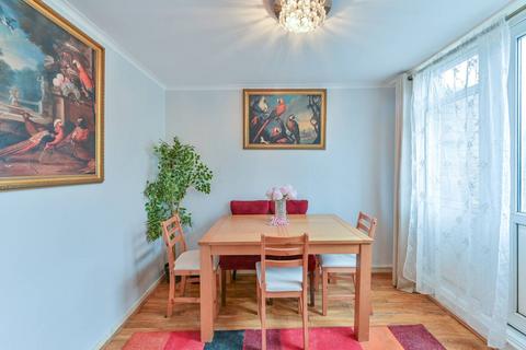 3 bedroom maisonette for sale, Aytoun Road, Stockwell, London, SW9